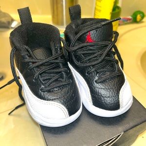 Jordan 12 “Playoffs” size 4C